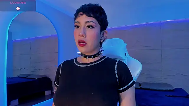 Snapshot of ZahaRose chatting on 09-10-25, 04:29 ZahaRose online show from 09-10-25, 04:29