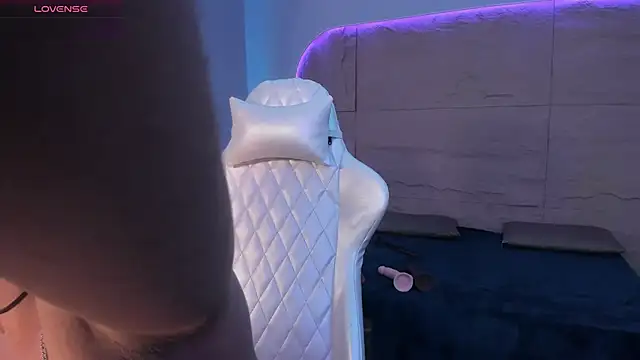 Snapshot of ZahaRose chatting on 09-29-25, 11:20 ZahaRose online show from 09-29-25, 11:20