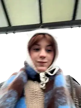 Only April online show from 11-19-25, 11:21