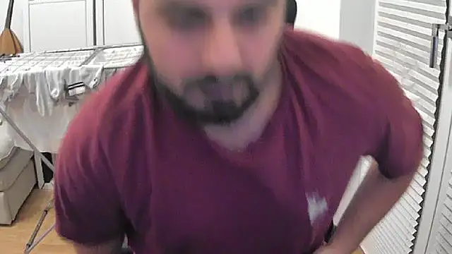 Snapshot of Velvetvoyager69 chatting on 10-15-25, 05:57 Velvetvoyager69 online show from 10-15-25, 05:57