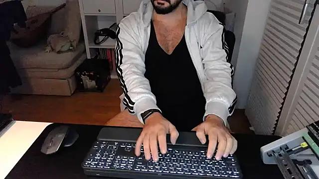 Snapshot of Velvetvoyager69 chatting on 11-23-25, 12:54 Velvetvoyager69 online show from 11-23-25, 12:54