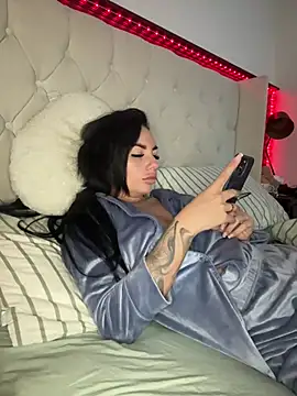 BELLABLACKXUK online show from 04-28-26, 10:48