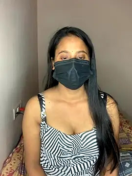 Priya baby0 online show from 11-22-25, 05:23