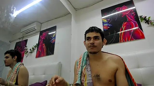 Lucia78couple online show from 10-22-25, 07:02