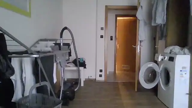 XLBarehengst online show from 03-31-26, 06:03