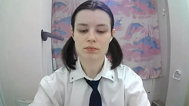 EdlinEngelby online show from 10-10-25, 05:23