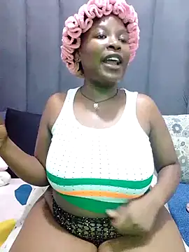 MrsMxx25 online show from 10-22-25, 10:26