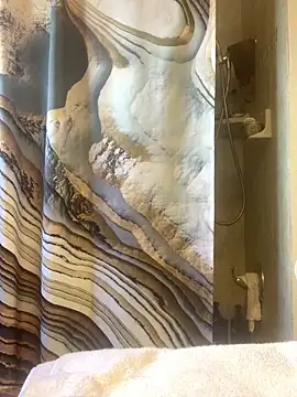 shakeweight online show from 03-21-26, 07:28