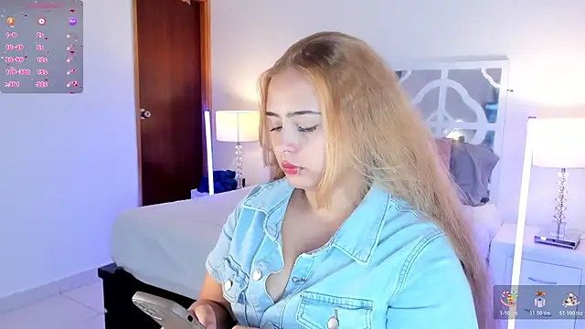 MikaelaStone online show from 12-14-25, 11:37