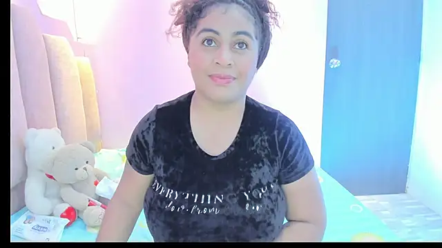 AndreaSweet2 online show from 09-25-25, 07:50