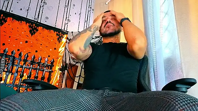 AlphaDrip online show from 10-30-25, 12:17