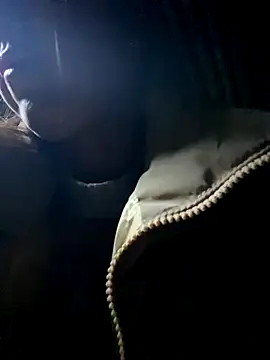 Huong-Ly online show from 11-27-25, 07:54