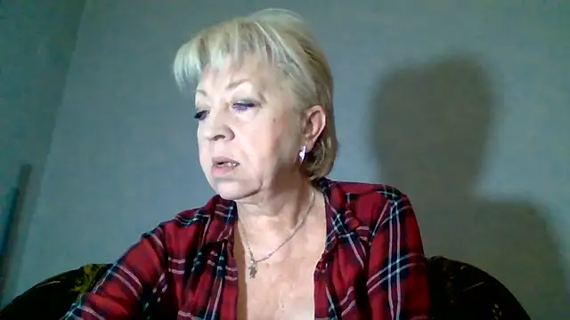 DianaQDream online show from 04-06-26, 02:53