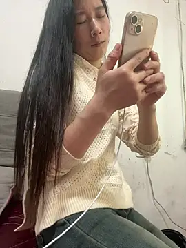 Snapshot of crhong666 chatting on 04-09-26, 12:43 crhong666 online show from 04-09-26, 12:43