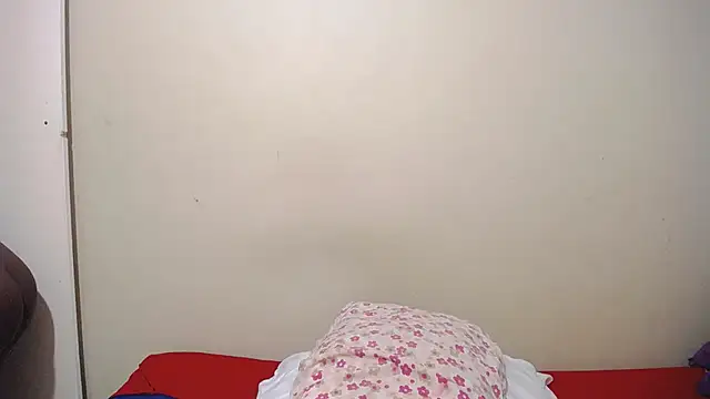 Snapshot of Blackberry96_ chatting on 11-17-25, 09:31 Blackberry96 online show from 11-17-25, 09:31