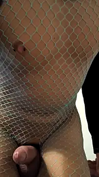 Snapshot of HandSom3Guy chatting on 11-06-25, 03:46 HandSom3Guy online show from 11-06-25, 03:46