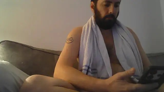 Big Bi Cub online show from 09-09-25, 02:49