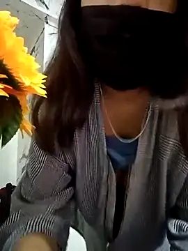 Hott Muskan online show from 07-27-26, 06:59