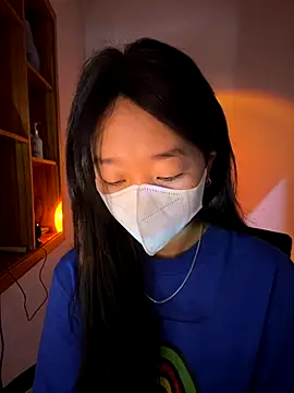 Snapshot of chuppy03 chatting on 09-16-25, 04:30 chuppy03 online show from 09-16-25, 04:30