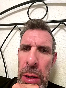 gigolobcn online show from 12-13-25, 08:25