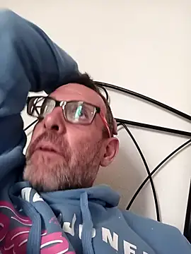 gigolobcn online show from 03-22-26, 03:48