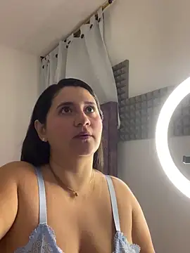 Snapshot of SamaraBlessed chatting on 09-09-25, 10:26 SamaraBlessed online show from 09-09-25, 10:26