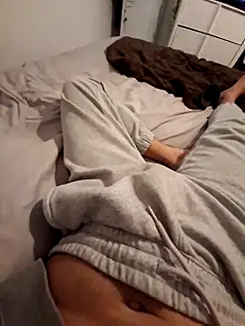 Yoaannn online show from 11-25-25, 05:02