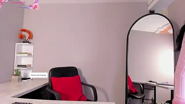 Emma  clark  online show from 09-28-25, 11:26