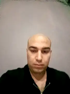 Aliii1657 online show from 04-22-26, 08:32