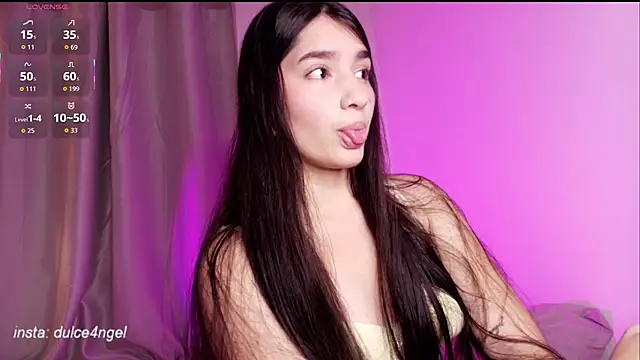 dulceangel   online show from 12-15-25, 06:06