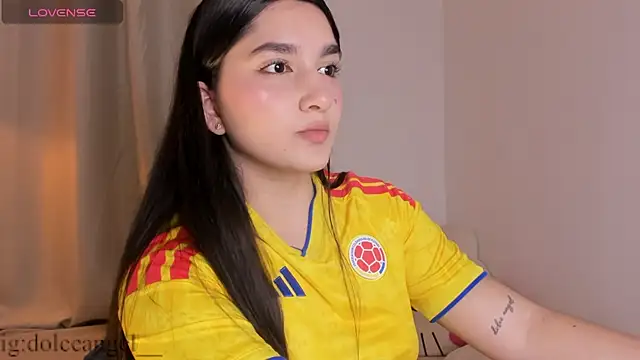 dulceangel   online show from 06-24-26, 03:49
