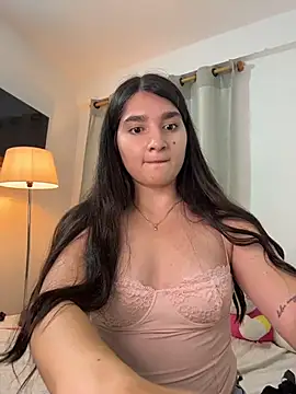 dulceangel   online show from 07-22-26, 06:16
