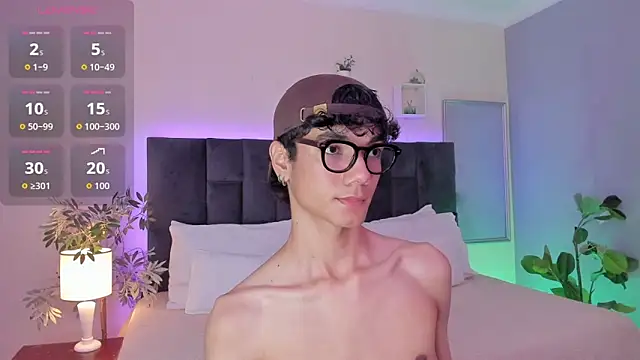 Phillicious   online show from 12-19-25, 11:23