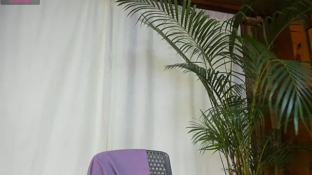 aliciakozlov online show from 05-14-26, 08:37