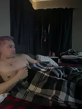 GirThyDock online show from 01-11-26, 08:25