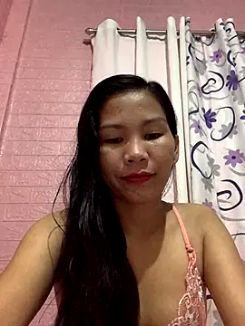 Snapshot of Cleo17 chatting on 11-17-25, 01:06 Cleo17 online show from 11-17-25, 01:06