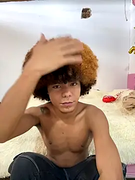 Alexis Spicter online show from 12-04-25, 07:44