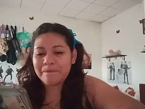 Kitty WetXxX online show from 06-11-26, 08:18