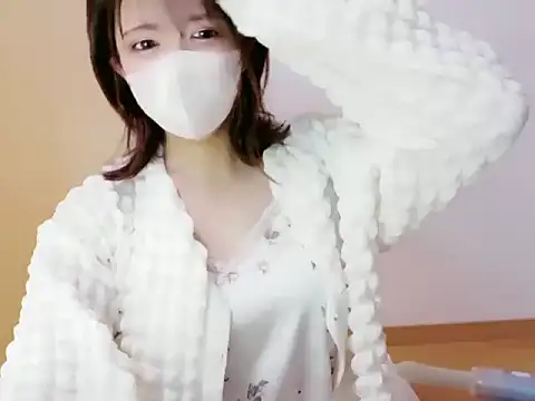 Snapshot of Nachu_72 chatting on 12-15-25, 12:26 Nachu 72 online show from 12-15-25, 12:26