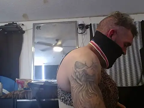 Snapshot of Werg9998 chatting on 04-11-26, 07:45 Werg9998 online show from 04-11-26, 07:45