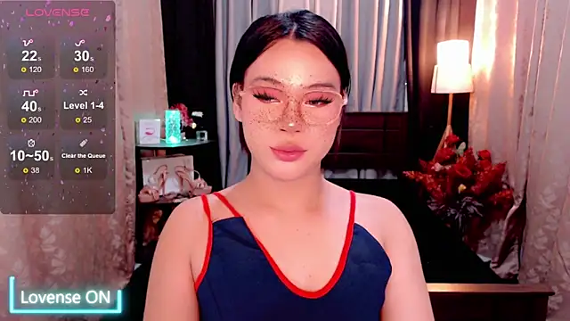 Snapshot of IamRaeganDolls69 chatting on 09-10-25, 12:32 IamRaeganDolls69 online show from 09-10-25, 12:32