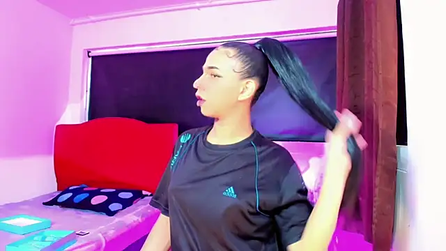 Britany montiel online show from 04-17-26, 08:01