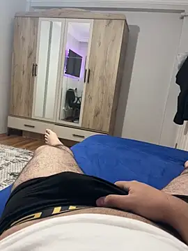 Snapshot of Erenn9972 chatting on 09-10-25, 06:30 Erenn9972 online show from 09-10-25, 06:30