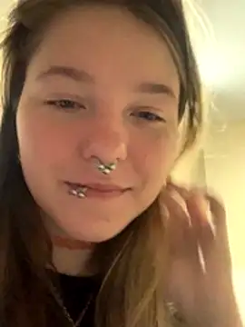 Snapshot of VesnaCrystal chatting on 10-15-25, 09:42 VesnaCrystal online show from 10-15-25, 09:42