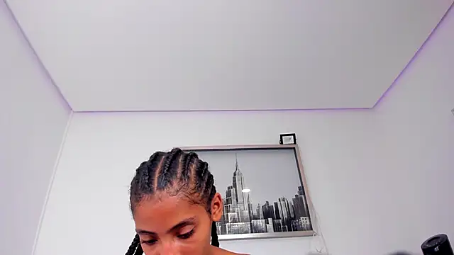 Snapshot of sarah_ashbourne chatting on 09-25-25, 12:09 sarah ashbourne online show from 09-25-25, 12:09