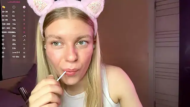 MaryjaneSpider online show from 10-23-25, 03:44