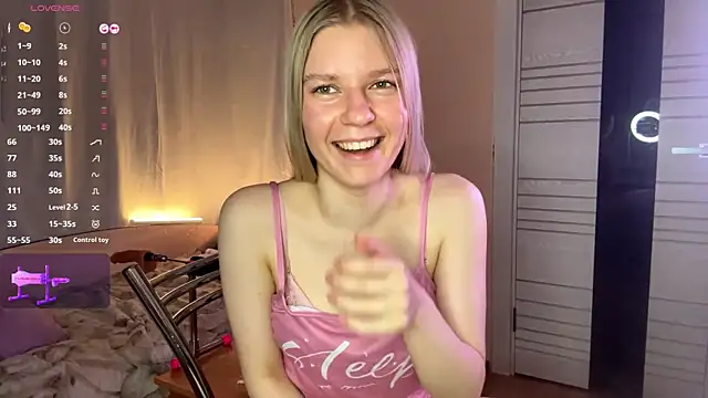 MaryjaneSpider online show from 11-12-25, 06:52