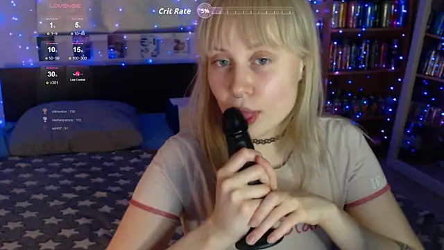 Snapshot of s1lvercherub chatting on 04-29-26, 09:32 s1lvercherub online show from 04-29-26, 09:32