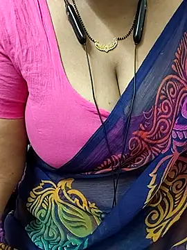 Snapshot of tami_lavanya chatting on 07-06-26, 09:39 tami lavanya online show from 07-06-26, 09:39