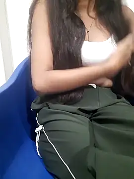 Aarti-kumri online show from 10-31-25, 10:33